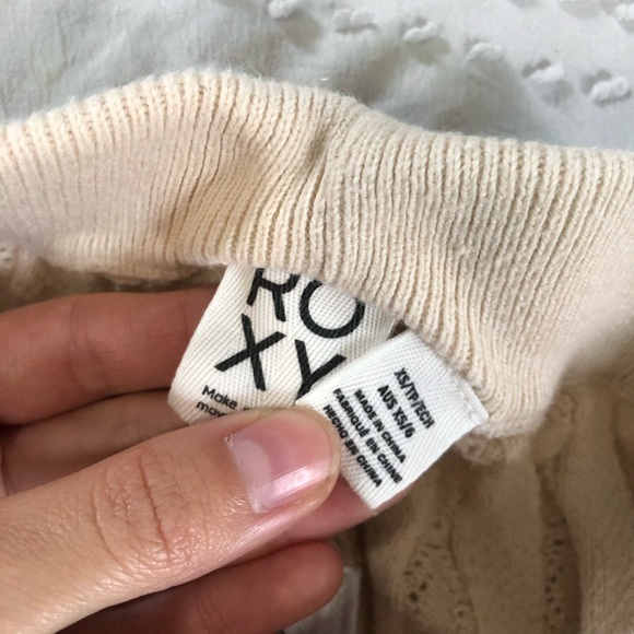 roxy shorts - Picture 2 of 3